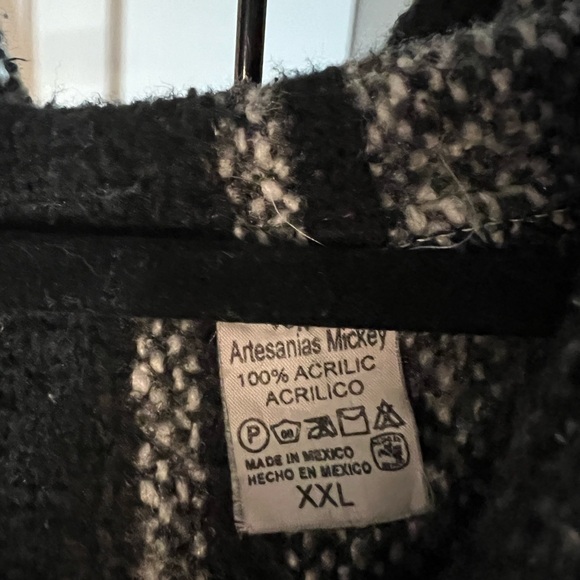 XXL Baja hoodie Huge black and white - Picture 3 of 5